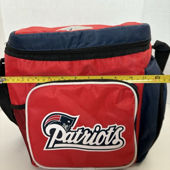 New England Patriots Cooler Soft Sided Insulated Cooler Lunch Bag Sports Beach - Picture 9 of 10